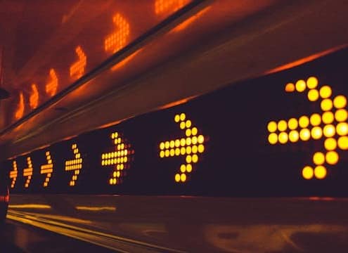 How to Increase Website Traffic Through Social Media